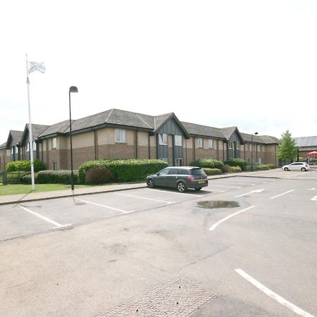 Days Inn Питерборо Екстериор снимка